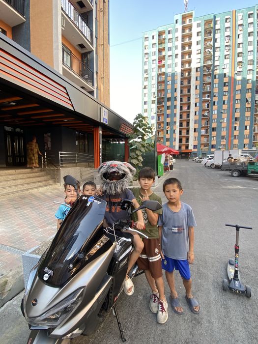 Tigr 150kub skuter sotiladi obmen iphone