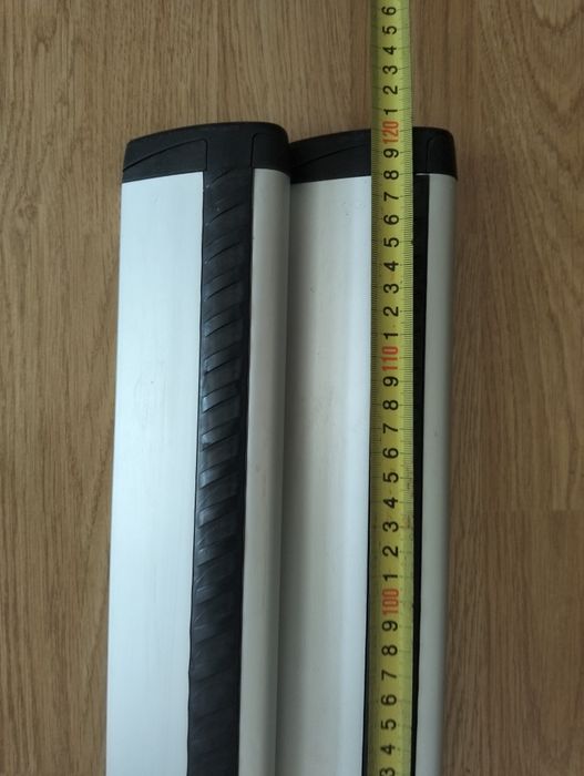 Vând bare Thule, 118 cm