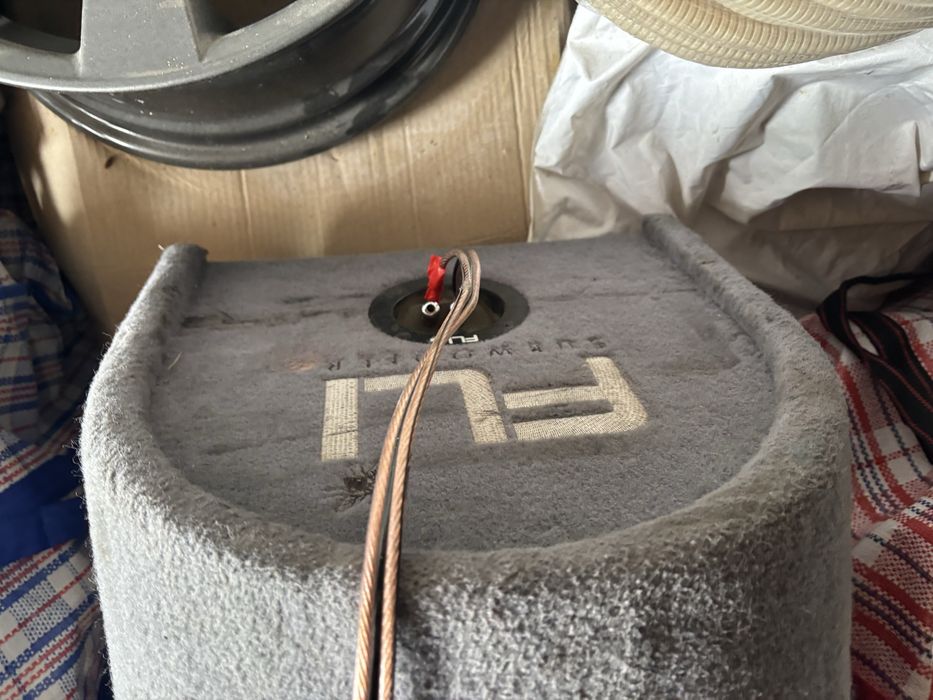 Савбуфер в комплекте