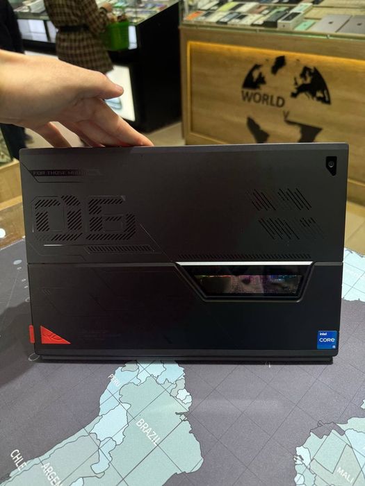 ASUS ROG flow Z13