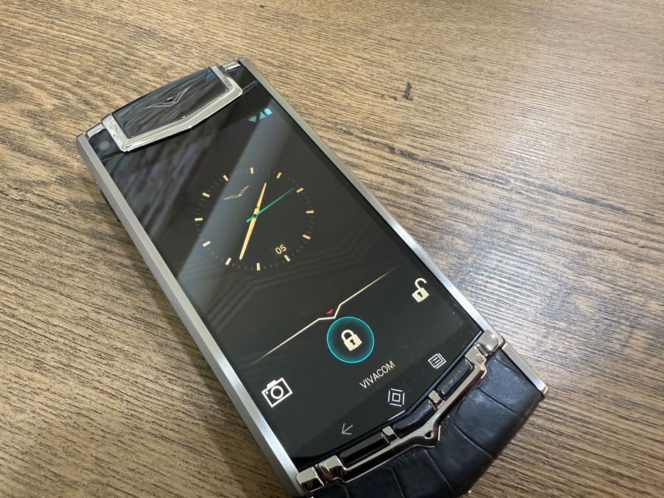 Vertu Ti Black Alligator Luxury Phone