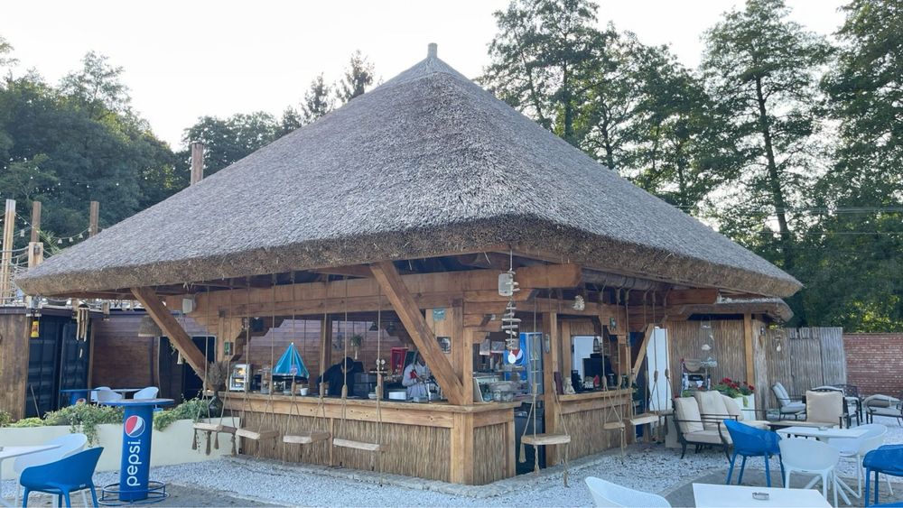 ACOPERIS DIN STUF, Constructii terase, case modulare de vacanta, pergole, Constructii zone turistice, umbrele de stuf piscina,