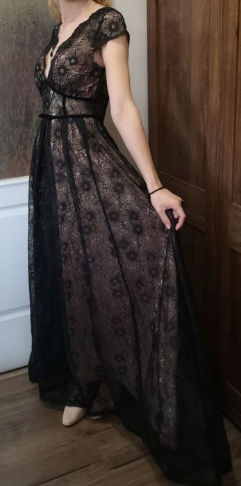 Дантелена бална официална рокля