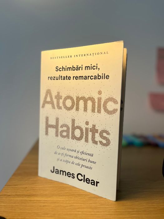 Carte Atomic Habits-James Clear (Paperback), dezvoltare personala