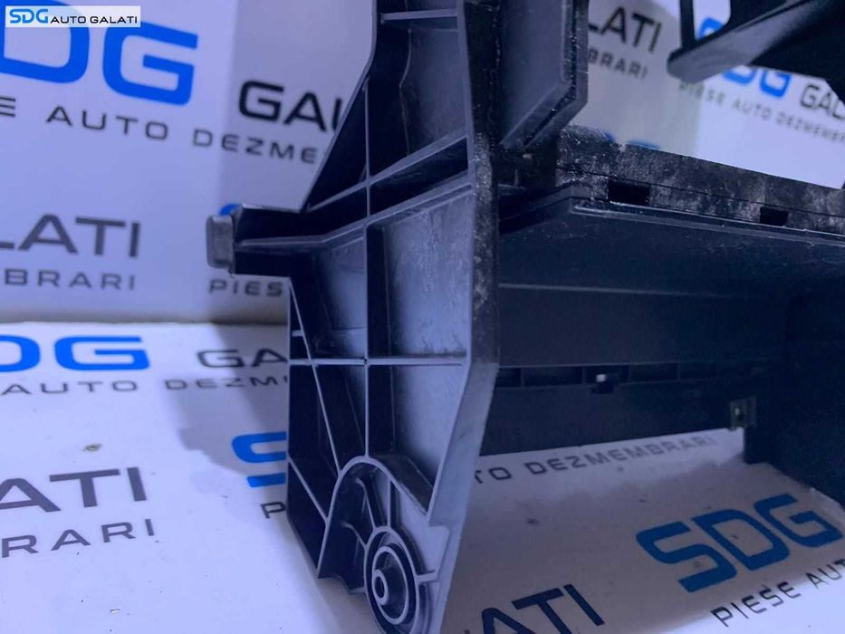 Consola Suport Centrala Rama Single 1 DIN Audi A4 B7 2005 - 2008 Cod 8E0858005E