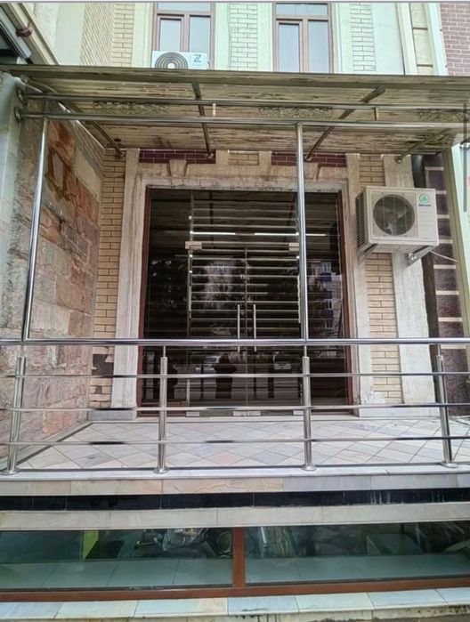 Сдам в аренду помещение 110 кв м , есть жилое и нежилое помещение