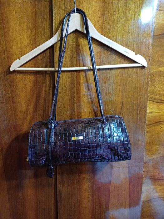 Poșetă  piele  de crocodil