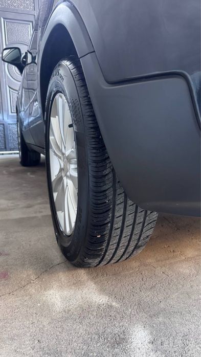 Tracker. 2019 Avtomat
