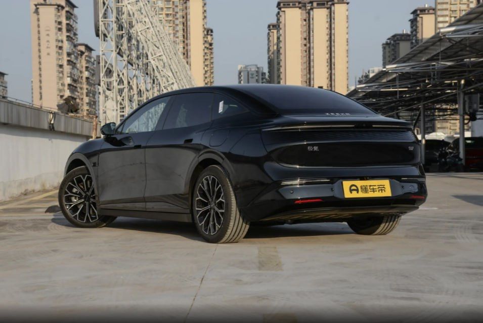 Zeekr 007 черный под заказ/zakazga