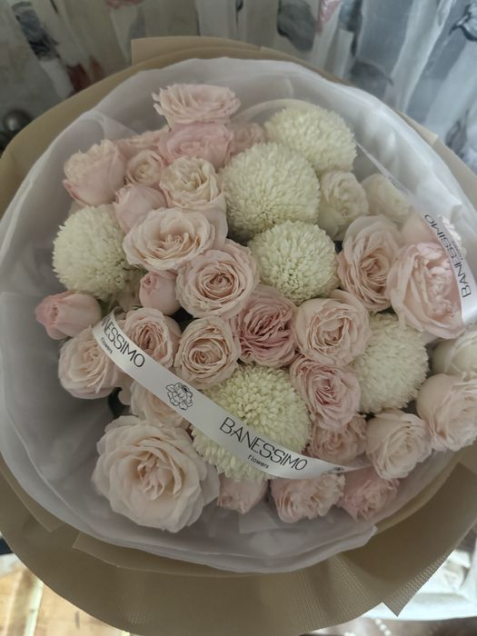 Очень свежий красивый букет