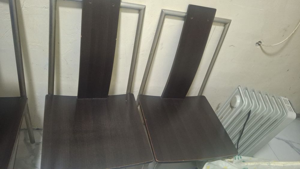 Продам стол и стулья