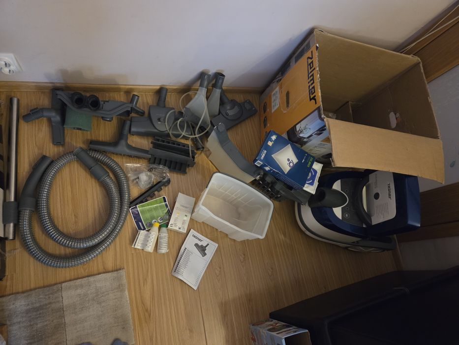 aspirator spălare + uscat Zelmer Aquawelt cu accesorii si cutie