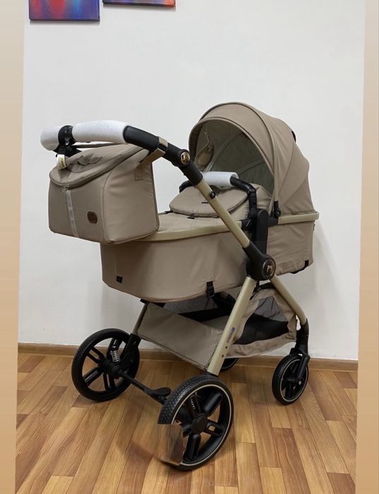 ПРОДАМ коляску трансформер Ining baby