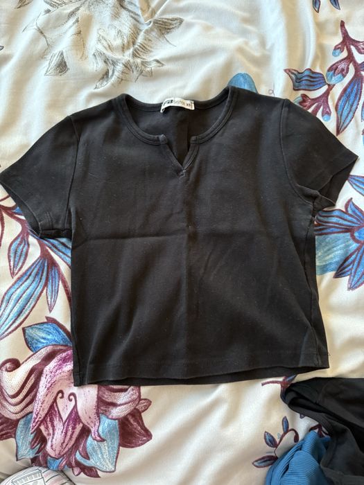 Пролетни блузи и тениски