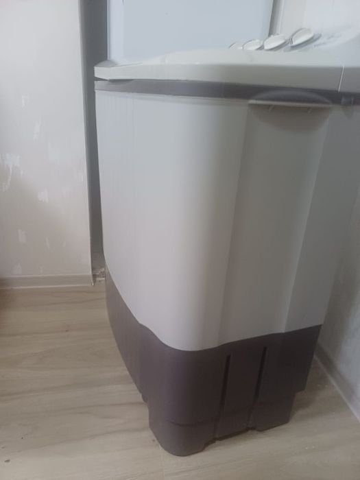Срочно продам!  Полавтомат машина ,