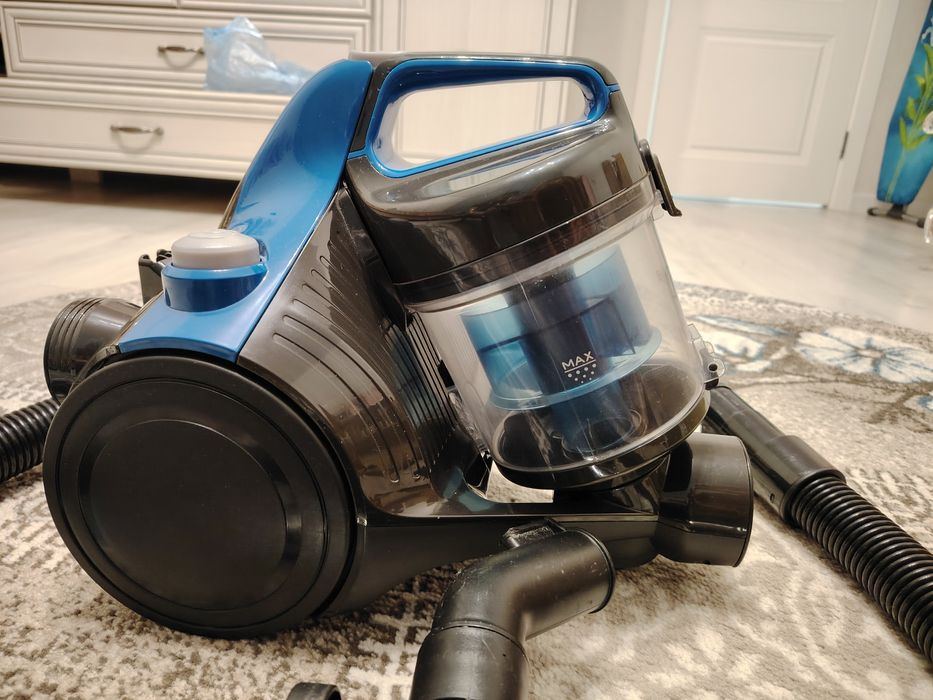 Пылесос Midea 15K