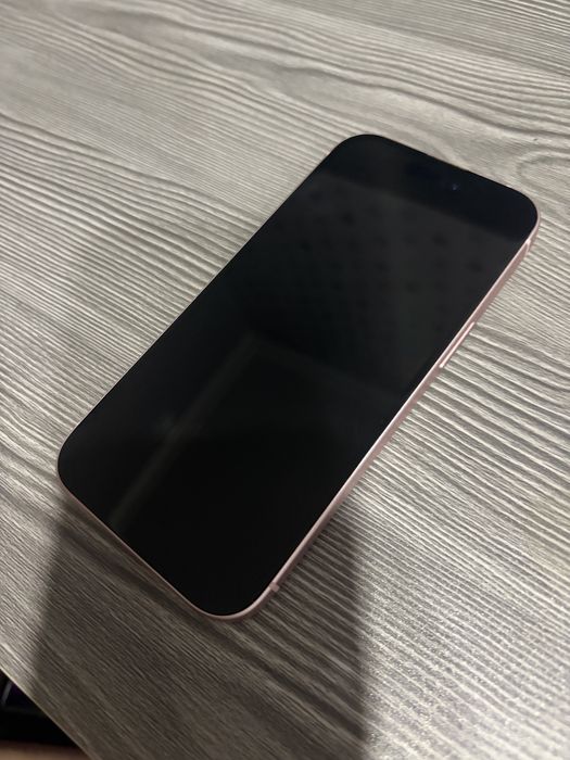 Продам iPhone 15