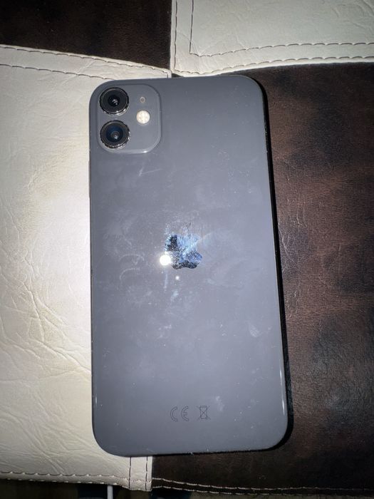 iPhone 11 64 gb negru