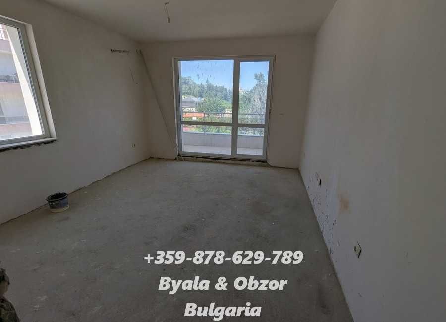 Продава се Тристаен апартамент в Бяла - 78 кв.м за 559 €/кв.м - Снимка #11