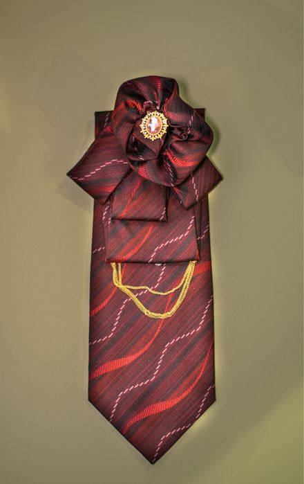 Ръчно изработена вратовръзка