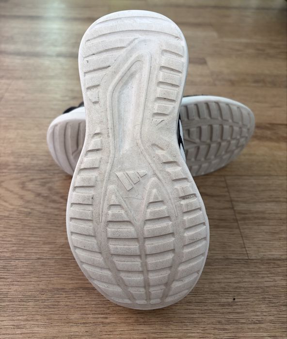 Кроссовки на мальчика Adidas