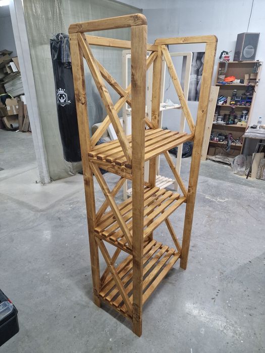 Дървена   секция