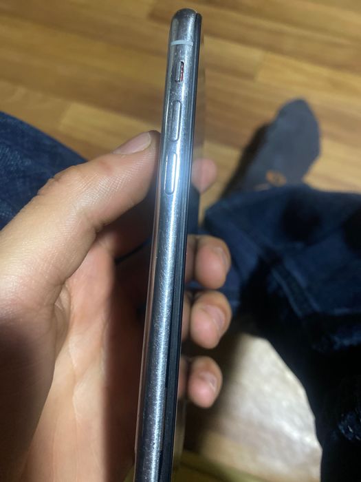 IPhone X 64 gig в нормальном состоянии’
