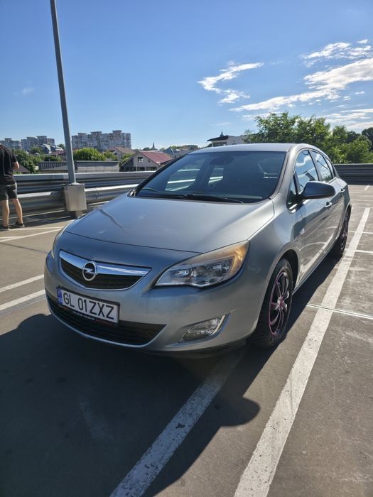OPEL Astra 2012 — imagine 2