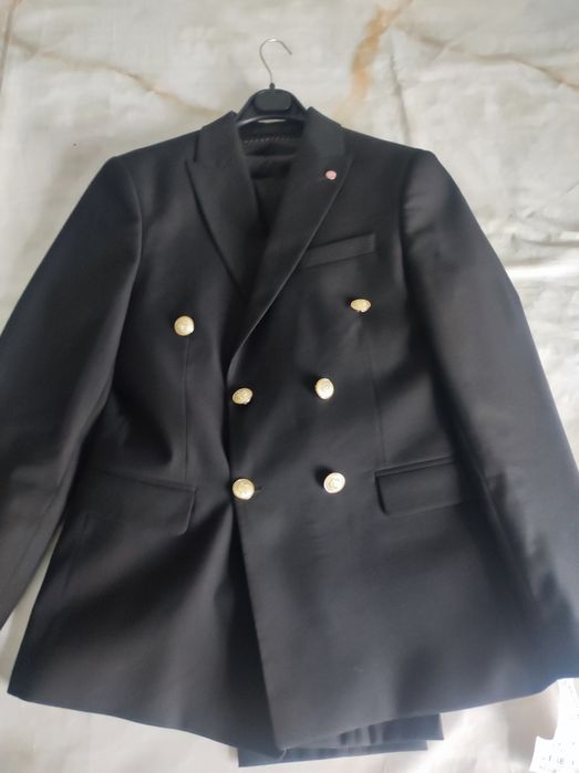 Кастиюм костию кастюм