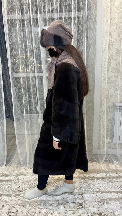 Продам норковую шубу