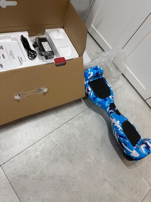 Vând hoverboard NOU