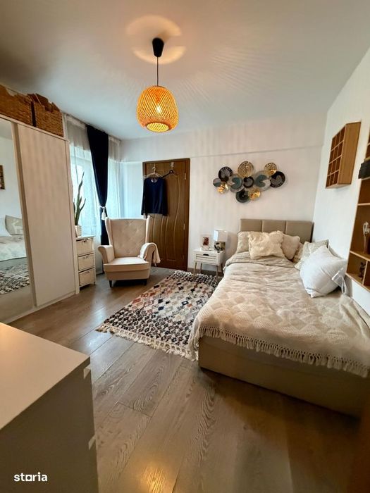 Vand Apartment 3 camere Bulevardul Uniri