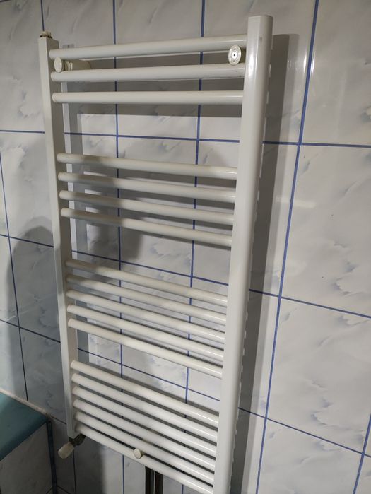 Set 5 Calorifere 240 lei toate.