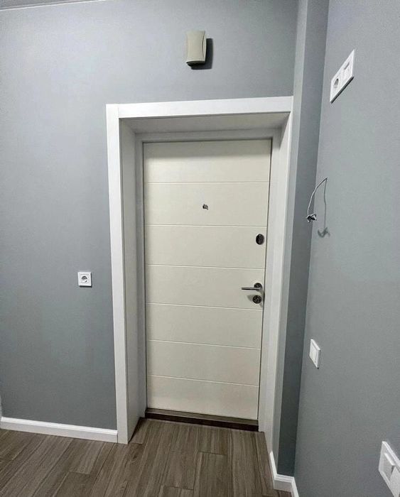 Левкас Под обои под покраску