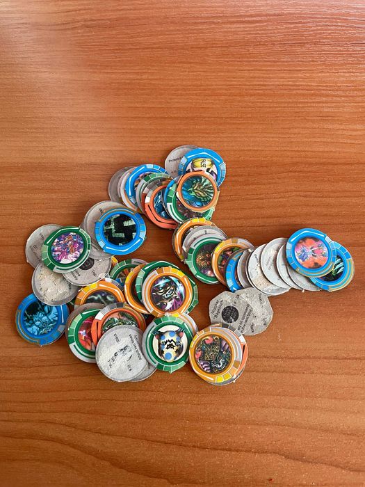 Колекция Tazos Yu-Gi-Oh! картонени жетони