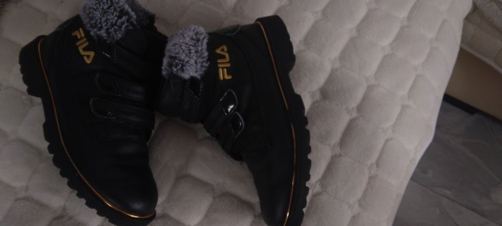 Ghete fete marimea  34