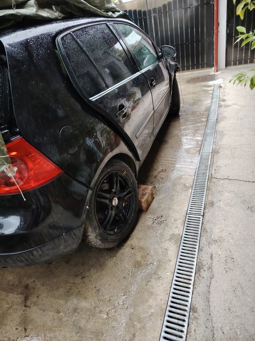 Piese Volkswagen golf 5