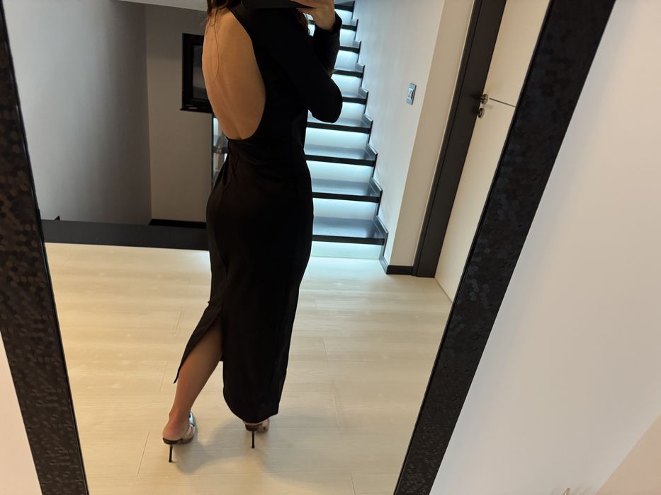 Rochie neagra midi cu spate gol