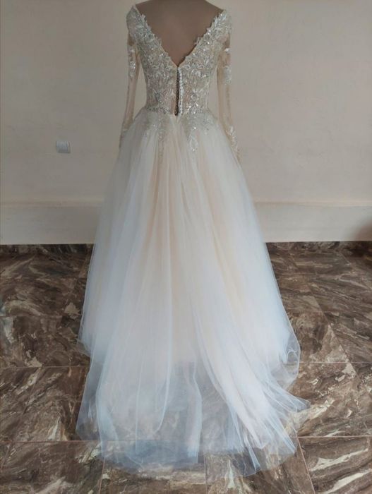 Rochie mireasă  .