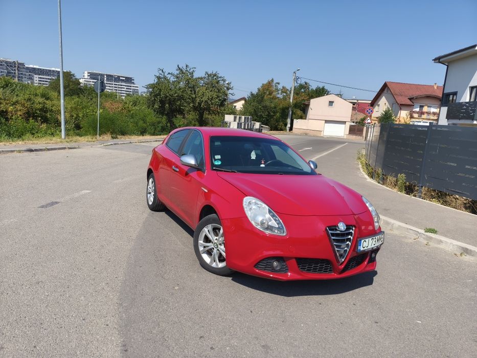 Vând Alfa Romeo Giulietta 1,4 benzina 170 cp
