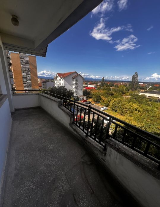 Vând garsonieră  Tg Jiu