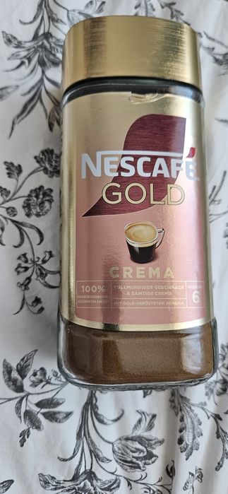 Vând cafea Nescafea Gold 200gr