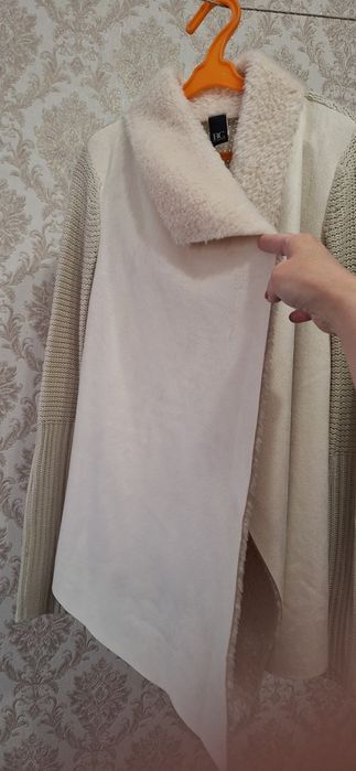 Кардиган 46-48 р. 3000тг.