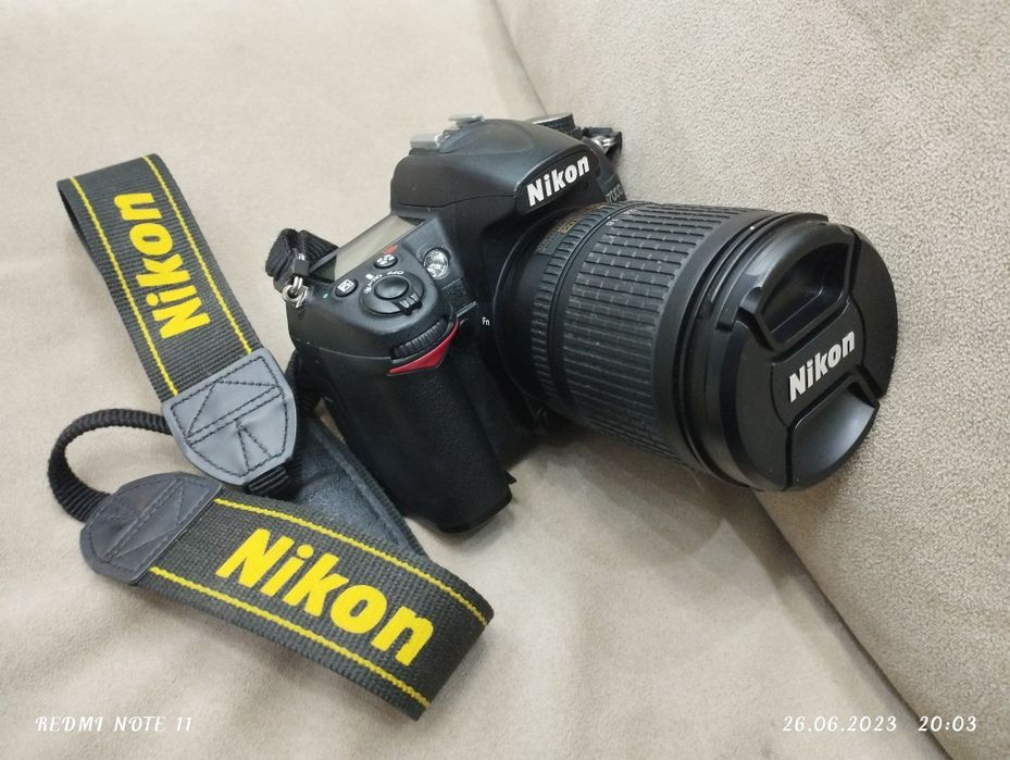 Фотоаппарат, Nikon D7000