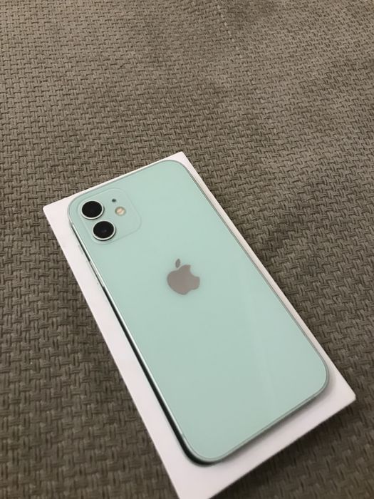 iPhone 12 акб-75 память-64gb