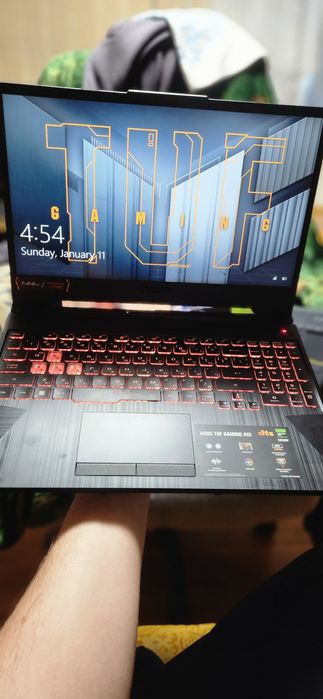 Лаптоп Asus tuf gaming a15