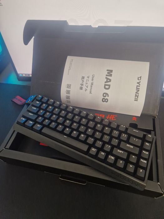 MADLIONS 68 HE  black