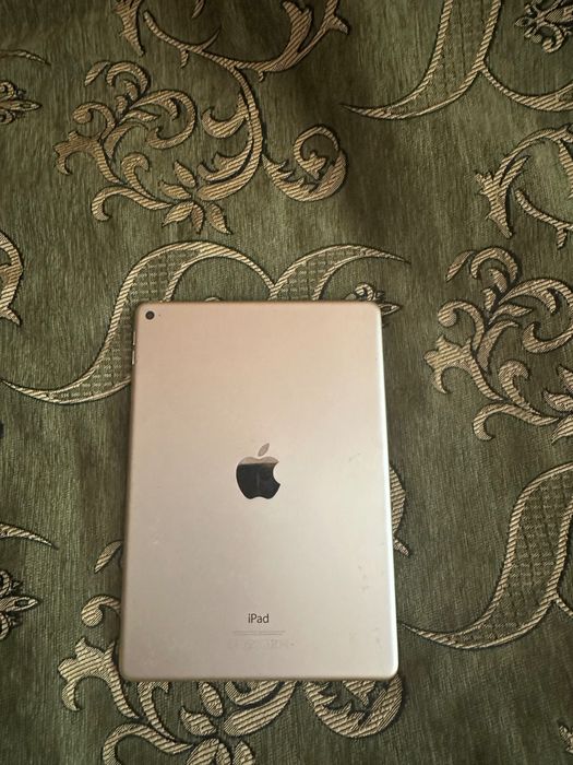 iPad Air 2           .