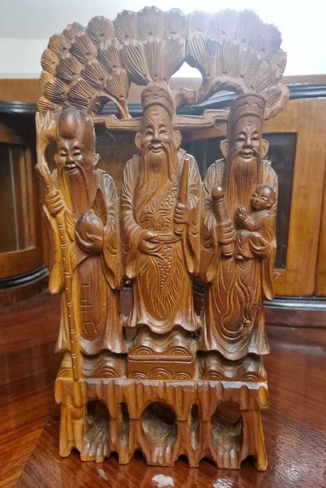 Obiecte decorative, tablouri, mobilier, piese unicat