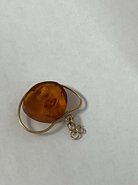 Кулон янтарь с золотом